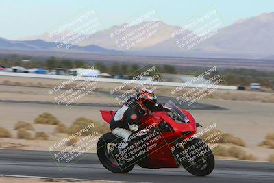 media/Dec-01-2024-TrackXperience (Sun) [[fa1e166fcf]]/Level 2/Session 2 (Turn 12 Speed Pans)/